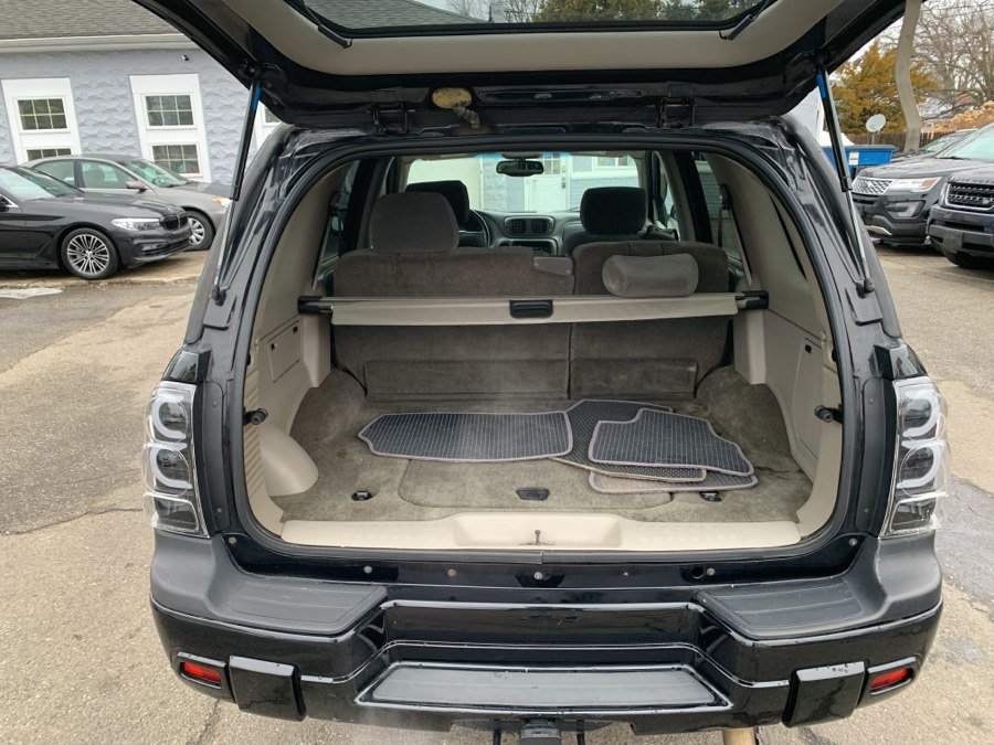 Used 2002 Chevrolet TrailBlazer LS w/ Preferred Equipment Group AWD/4WD image 18