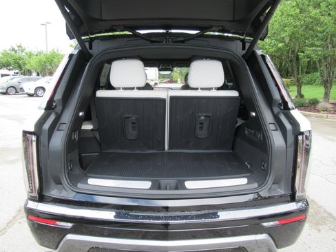 New 2027 Cadillac Vistiq Sport AWD/4WD image 41
