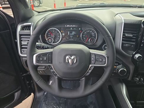 New 2026 RAM 1500 Big Horn AWD/4WD image 16