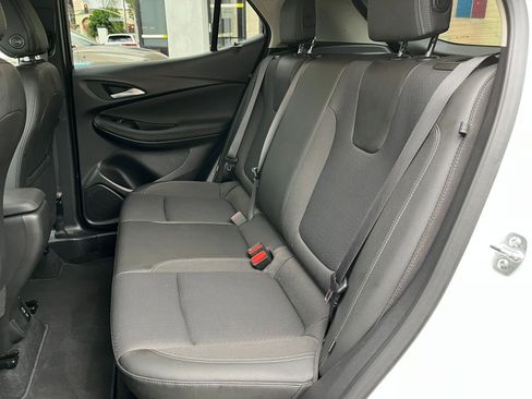 Used 2025 Buick Encore GX Preferred image 25