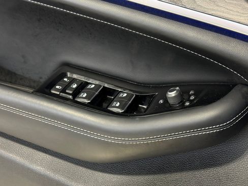 Used 2021 Jeep Grand Cherokee L Overland w/ Luxury Tech Group IV image 52