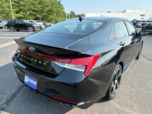 Used 2023 Hyundai Elantra N Line w/ Preferred Accessory Package FWD image 5