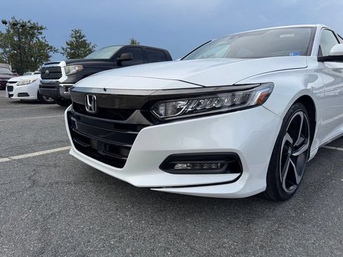 Used 2019 Honda Accord Sport image 36