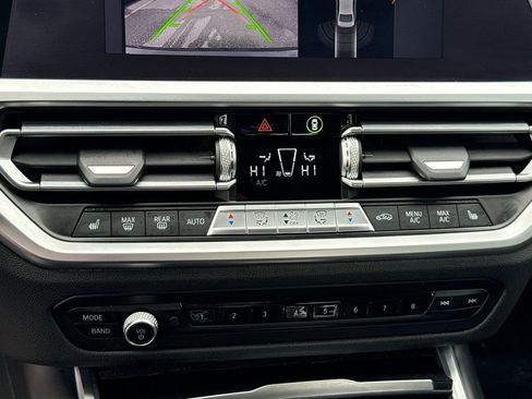 Used 2021 BMW 330i xDrive Sedan w/ Convenience Package image 17