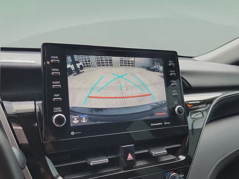 Used 2024 Toyota Camry XLE FWD image 17
