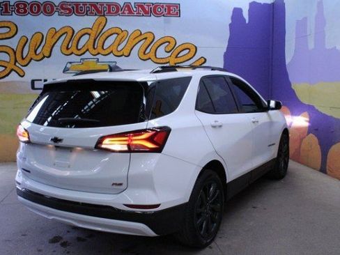 Certified 2022 Chevrolet Equinox RS w/ Infotainment Package image 4