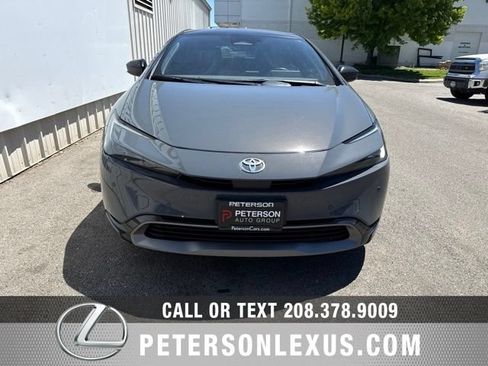 Used 2024 Toyota Prius XLE AWD/4WD image 9
