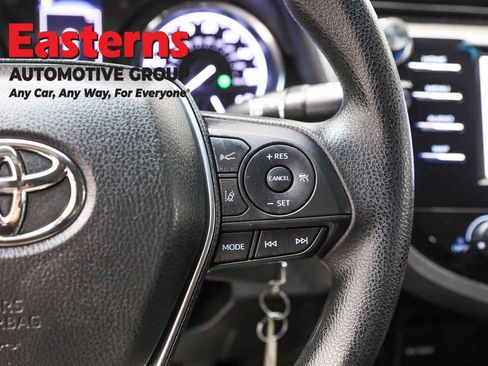 Used 2019 Toyota Camry LE image 16