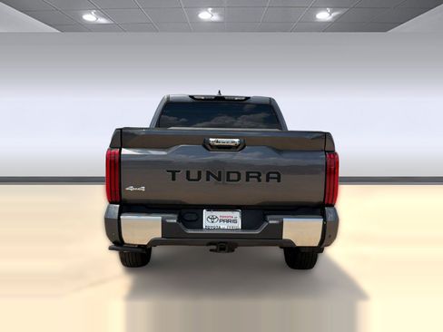 Used 2024 Toyota Tundra Limited w/ Power Package AWD/4WD image 10