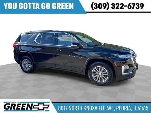 Used 2022 Chevrolet Traverse LT FWD image 1