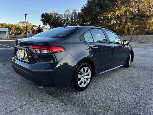 Used 2023 Toyota Corolla LE image 9