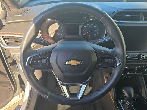 Certified 2023 Chevrolet TrailBlazer ACTIV w/ Convenience Package image 11