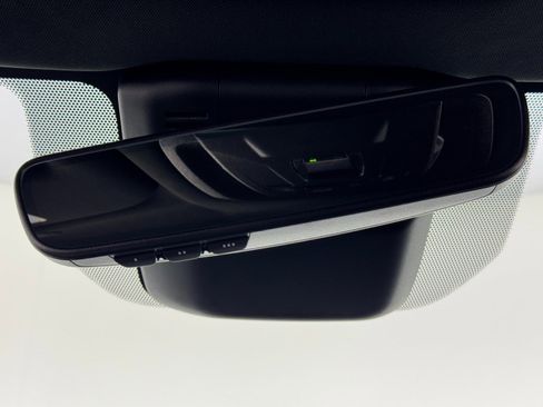 Used 2023 Toyota Crown XLE image 32