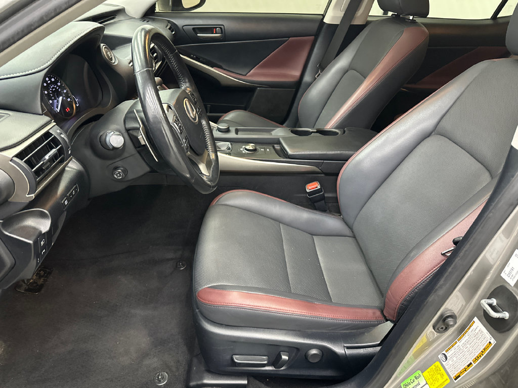 Used 2019 Lexus IS 300 w/ Premium Package RWD image 9