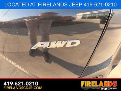 Used 2018 Honda CR-V EX image 5