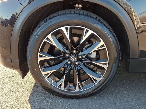 Certified 2024 MAZDA CX-90 Plug-In Hybrid w/ Premium Pkg image 10