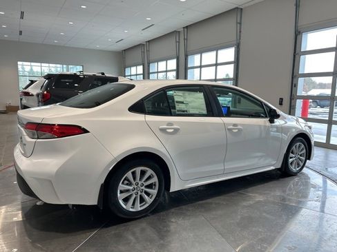 New 2026 Toyota Corolla LE image 8