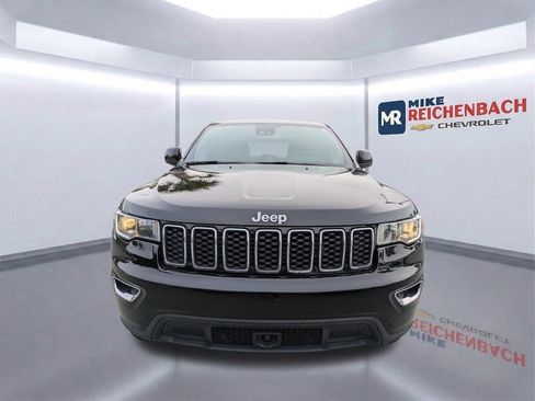 Used 2021 Jeep Grand Cherokee Laredo X image 9