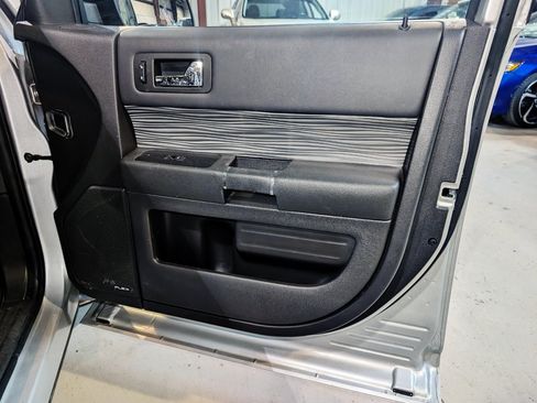Used 2018 Ford Flex SEL w/ Equipment Group 202A FWD image 30