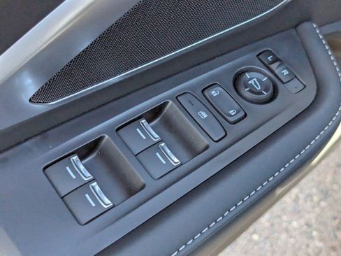 New 2026 Acura RDX SH-AWD image 17