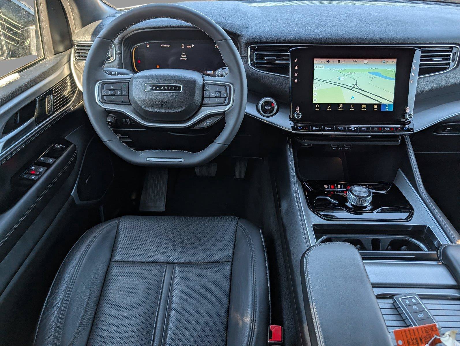 Used 2025 Jeep Wagoneer Series II AWD/4WD image 30