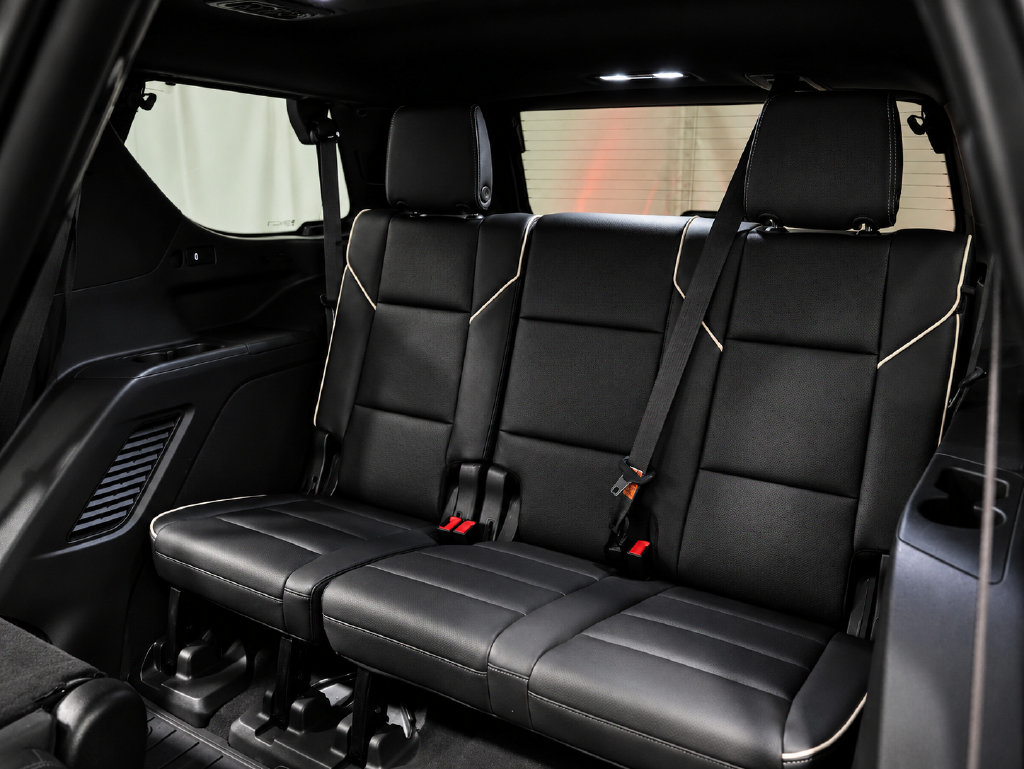 Used 2022 Cadillac Escalade Sport Platinum w/ LPO, ONYX Package AWD/4WD image 33