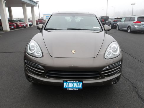 Used 2013 Porsche Cayenne image 8