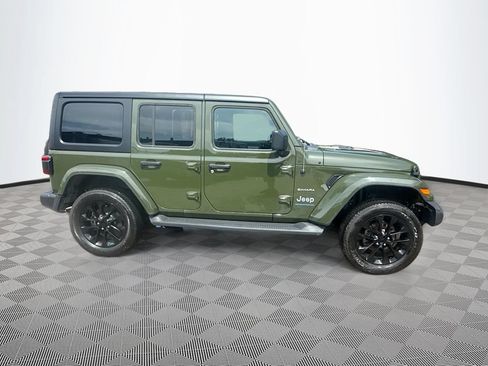 Used 2023 Jeep Wrangler Unlimited Sahara w/ Cold Weather Group AWD/4WD image 5