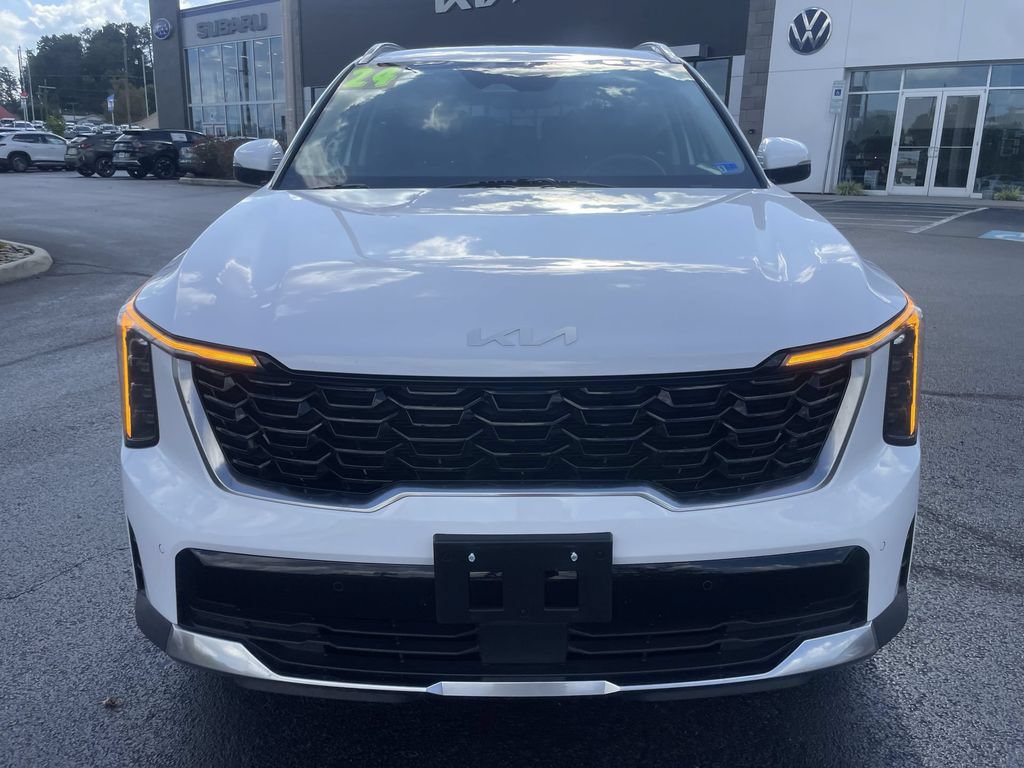 Certified 2024 Kia Sorento S AWD/4WD image 2
