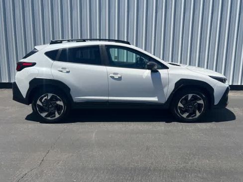 Used 2024 Subaru Crosstrek 2.5i Limited w/ Crosstrek Mirror Package AWD/4WD image 7