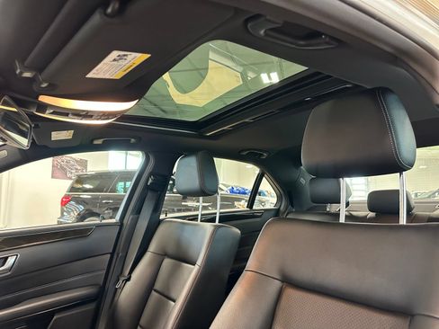 Used 2014 Mercedes-Benz E 350 Sedan image 31