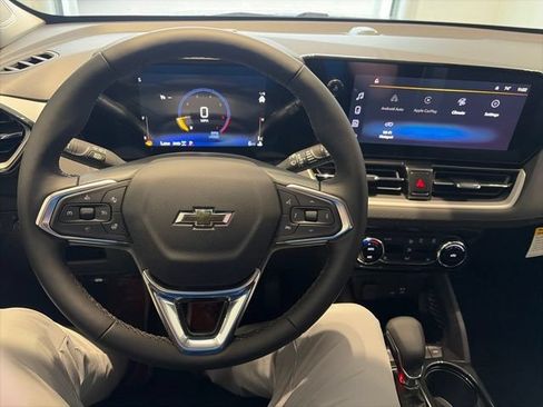 New 2026 Chevrolet TrailBlazer LT w/ Convenience Package AWD/4WD image 16