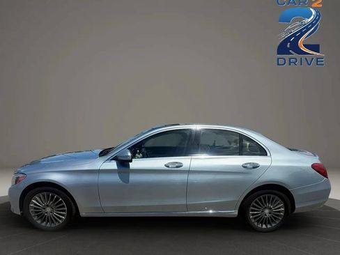 Used 2015 Mercedes-Benz C 300 4MATIC Sedan image 9