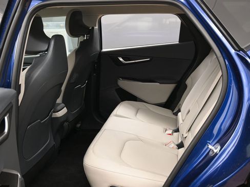 Used 2022 Kia EV6 Wind image 36