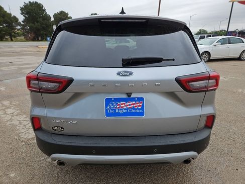 Used 2023 Ford Escape Active w/ Tech Pack #1 FWD image 9