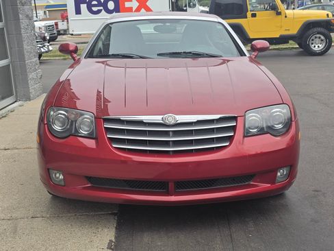 Used 2004 Chrysler Crossfire Coupe RWD image 2
