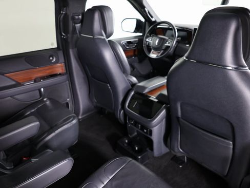 Used 2023 Lincoln Navigator Reserve AWD/4WD image 43