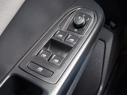 Used 2024 Volkswagen Taos SE FWD image 30