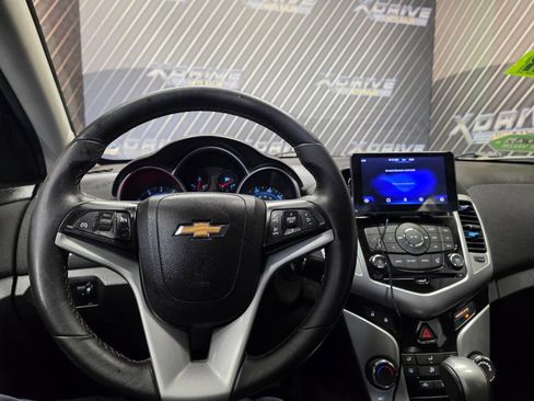 Used 2014 Chevrolet Cruze LT FWD image 19