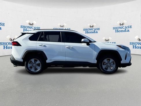 Used 2023 Toyota RAV4 XLE image 9
