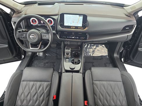 Certified 2023 Nissan Rogue Platinum w/ Platinum Premium Package AWD/4WD image 9