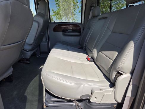 Used 2006 Ford F350 King Ranch AWD/4WD image 12