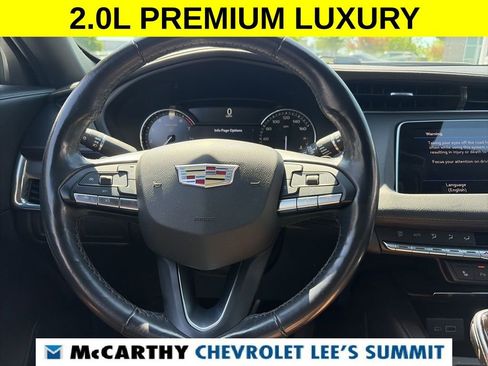 Used 2021 Cadillac XT4 Premium Luxury w/ Cold Weather Package FWD image 17