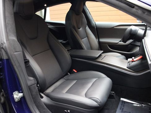 Used 2023 Tesla Model S AWD image 8