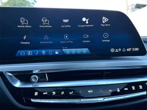New 2026 Cadillac Lyriq Premium Sport image 28