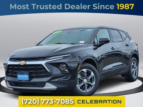 Used 2025 Chevrolet Blazer LT AWD/4WD image 1