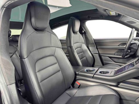 Used 2021 Porsche Taycan Turbo S image 40