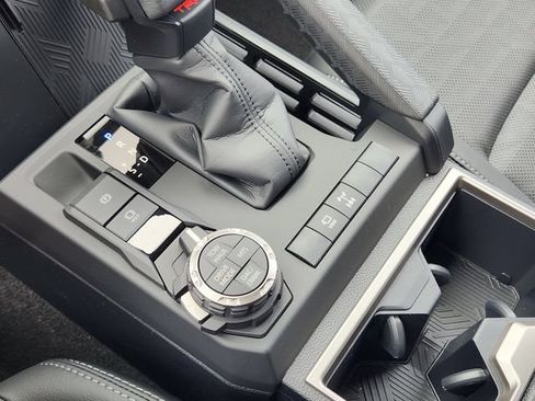 New 2026 Toyota 4Runner TRD Off-Road Premium AWD/4WD image 18