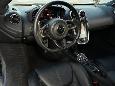 Used 2016 McLaren 570S Coupe image 15