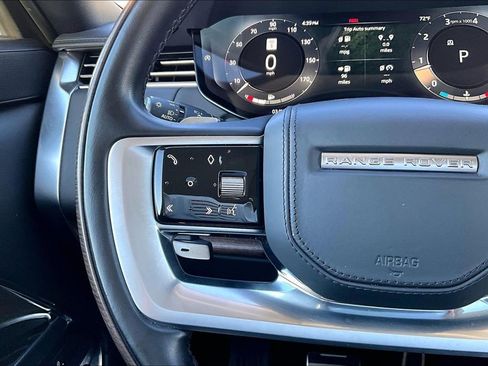 Used 2023 Land Rover Range Rover SE image 11